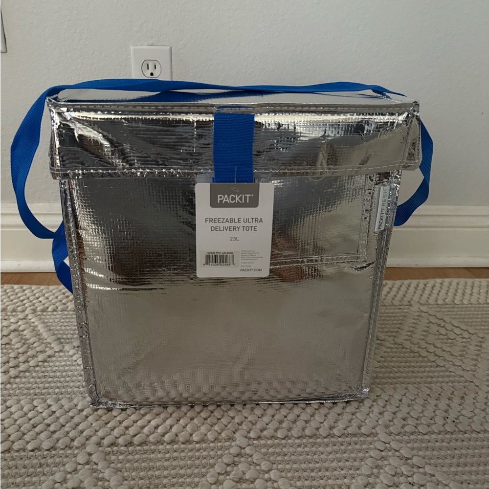 PackIt Freezable Ultra Delivery Tote - Silver with Blue Straps